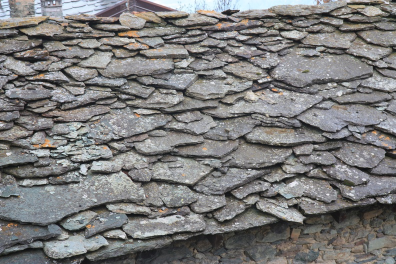 Local stone roofs